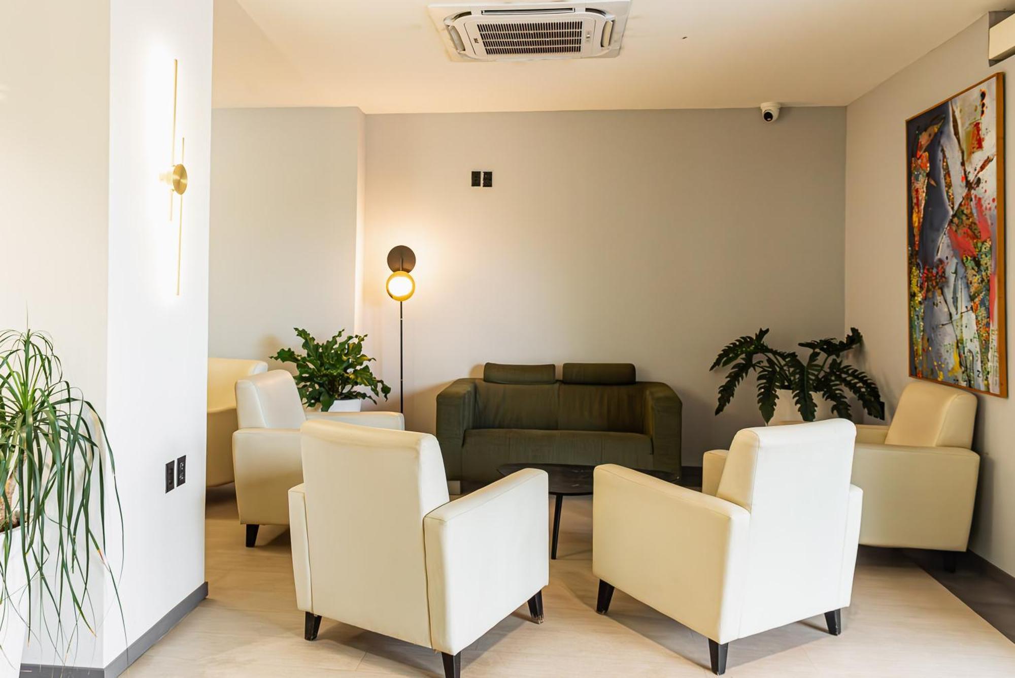 Queens Hotel Paramaribo Eksteriør billede