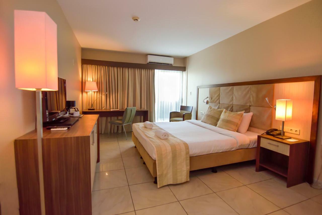 Queens Hotel Paramaribo Eksteriør billede
